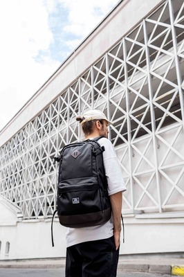 РЮКЗАК 9020 ЧЕРНЫЙ/ТЕМНО-КОРИЧНЕВЫЙ КОЖЗАМ