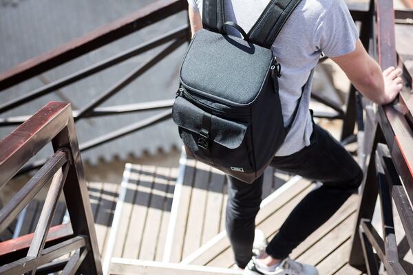 РЮКЗАК 9012 ЧЕРНЫЙ/ТЕМНО-КОРИЧНЕВЫЙ КОЖЗАМ