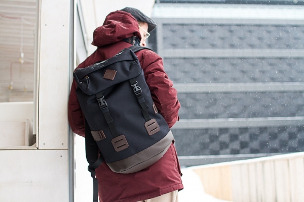 Рюкзак 9018 черный/синий/бордо