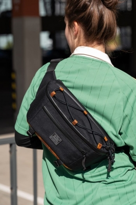 Поясная сумка SWIFT черный/кожа натуральная рыжая