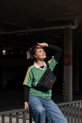 Поясная сумка SWIFT черный/кожа натуральная рыжая