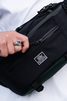 Поясная сумка SWIFT черный/темно зеленый