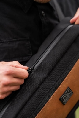 Сумка-слинг TRAFFIC черный/натуральная кожа рыжая