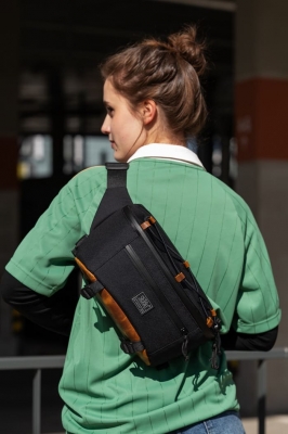 Поясная сумка SWIFT черный/кожа натуральная рыжая